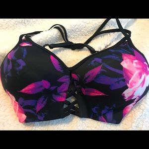Victoria Secret PINK ultimate push up sports bra